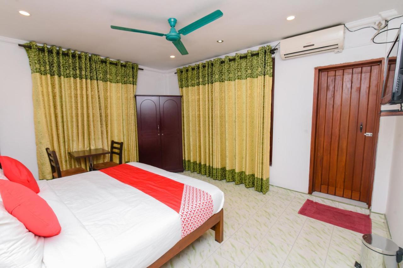 Oak Wood Inn Kandy Buitenkant foto