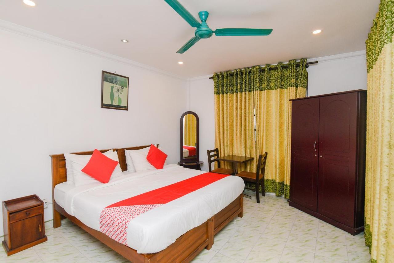 Oak Wood Inn Kandy Buitenkant foto